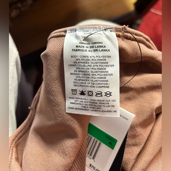 NWT Nike Yoga Dri-Fit ADV. Size XL - Picture 6 of 9